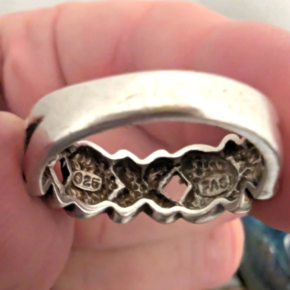 Vintage Motif XOXO Hug's & Kisses 925 FAS Silver Knot Ring - Picture 2 of 6